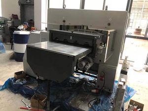 Máy cắt giấy 780mm tự động điều khiển chương trình nhà máy thủy lực duy nhất bán Máy cắt giấy - Product Image 5