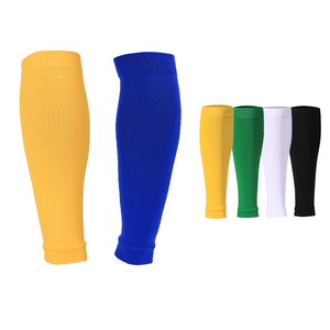 Codera de compresión de nailon transpirable con logotipo personalizado para protección y alivio del dolor en el codo, ideal para gateo, fútbol y running. - Product Image 1