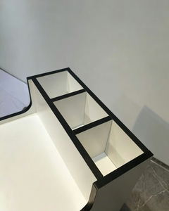 Meuble de rangement moderne à 3 tiroirs avec base rotative, blanc/noir, organisateur de coiffeuse avec étagères ouvertes pour salon de beauté et salle de maquillage - Product Image 2