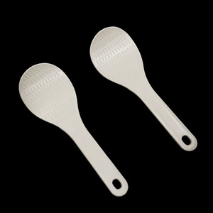Non Stick Rice Scoop Plastic Mini Sushi Rice Paddle Kitchen Tool Solid Color Hand Wash Only - Product Image 2
