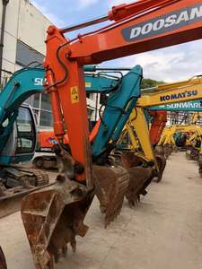 Excavadora usada original de Corea a la venta, 8 toneladas, buen estado, pintura original DH80 Doosan, motor EPA - Product Image 3