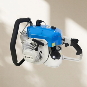 Motosierra Profesional de Gasolina de Gran Potencia de 105.7cc y 36 Pulgadas con 4.8kw para Cortar Madera - Product Image 1