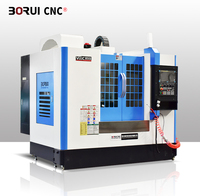 Centre d'usinage vertical CNC GSK haute vitesse VMC855 avec magazine 24 outils BT40 et refroidissement traversant du broche pour pièces en alliage d'aluminium