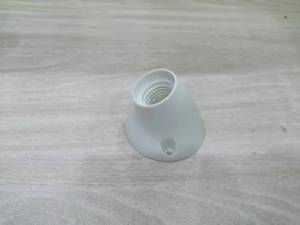 Bases y soportes de lámpara acrílica E27 de fábrica china Soporte de enchufe de plástico estilo tornillo con PET para base de lámpara para mascotas - Product Image 2