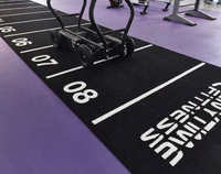 Umweltfreundlicher Langlebiger Hochdichter Indoor-Fitnessboden Kunstrasen-Teppich Weiche Anpassbare Muster