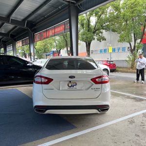 Autos Usados <span class=keywords><strong>Ford</strong></span> Mondeo 2016, Sedán Económico de Gasolina, Hecho en China - Product Image 5