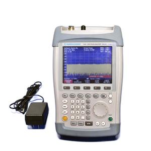 Analizador de espectro <span class=keywords><strong>Rohde</strong></span> & Schwarz FSH3 100kHz - 3GHz con preamplificador calibrado NIST - Product Image 1