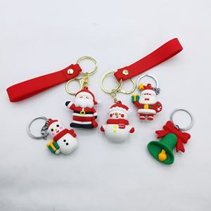 Llavero de PVC suave 3D personalizado con diseño de árbol de Navidad, colgante para bolso, accesorio para llavero de coche - Product Image 5