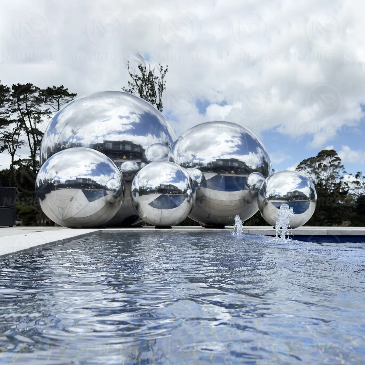 Boule miroir gonflable réfléchissante en gros grosses boules brillantes pour les décorations de mariage de fête de Noël-suspendues ou au sol