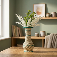 Vase décoratif artisanal en fibres naturelles Orissa, écologique et élégant, pour le marché des SSD