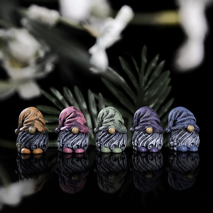 ประติมากรรมคนแคระในสวน ตุ๊กตาเรซิ่น ตกแต่งคริสต์มาสในร่มและกลางแจ้ง ตกแต่งสวนบ้าน ตุ๊กตาโนม รูปทรงแปลกตา - Product Image 3