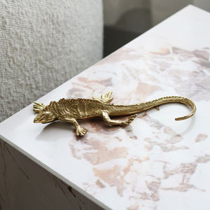 批发定制空间装饰雕塑家居装饰项目铜鬣蜥工艺品 - Product Image 3