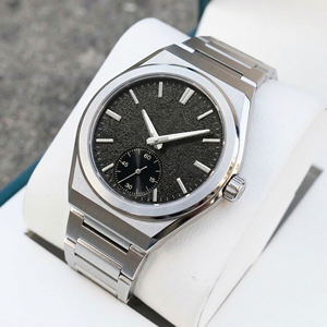 Reloj OEM con Logotipo de Marca Propia Personalizado, BGW9 Luminoso, Segundero Pequeño en ''6'', Diseño Clásico de Acero Inoxidable Pulido - Product Image 1