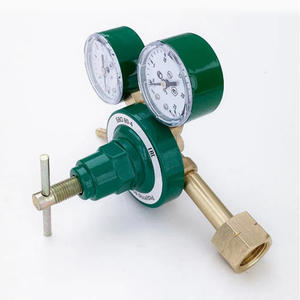 ตัวปรับแรงดันแบบรัสเซียสำหรับออกซิเจน โพรเพน คาร์บอนไดออกไซด์ อะเซทิลีน ไฮโดรเจน พร้อมเกจวัด C2H2 - Product Image 3