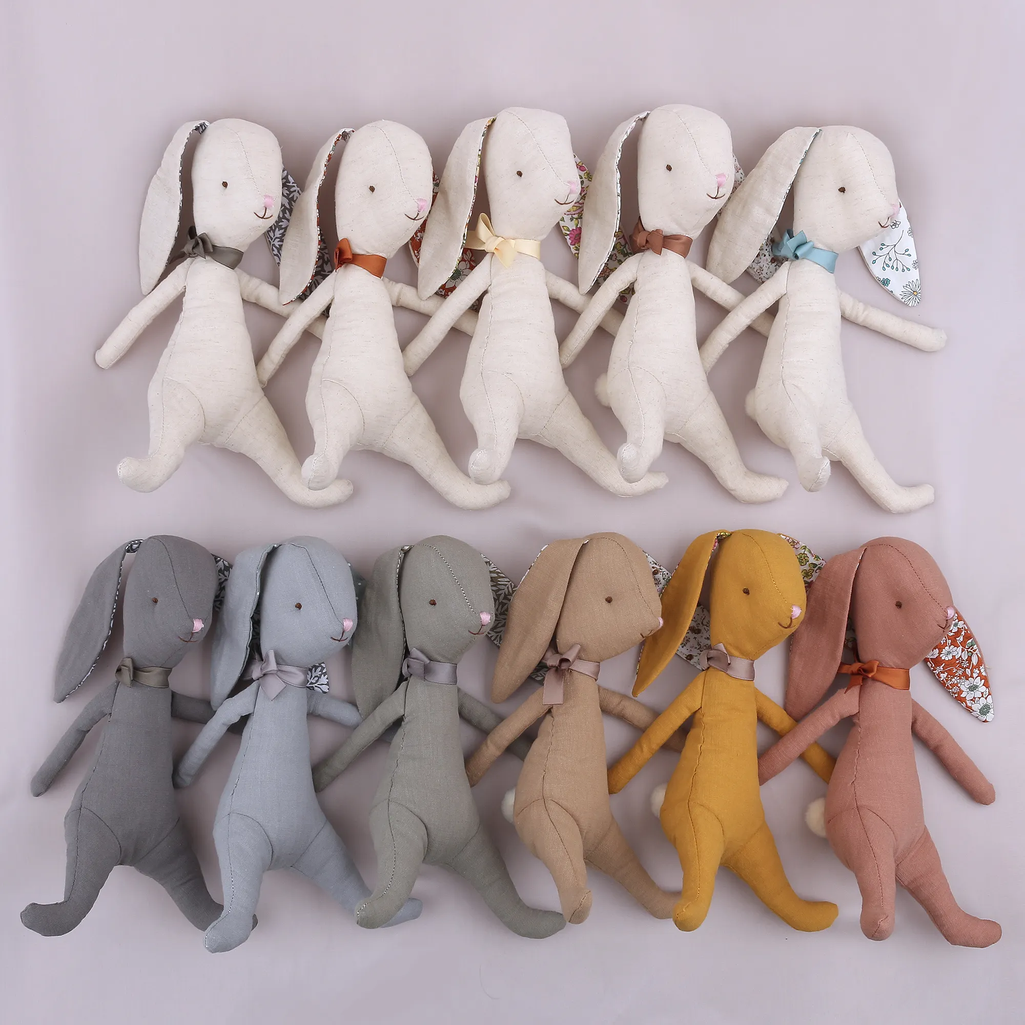 Venda quente Criativo Adorável Coelho Feliz Boneca Soft Plush Rabbit Toy Unisex Stuffed Rabbit Soft Toys