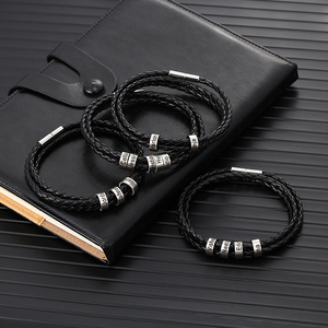 สายรัดแขน herren ชื่อบุคคลลูกปัดสแตนเลสถักเชือกเสน่ห์กำไลข้อมือหนังสำหรับผู้ชายกำหนดเองสำหรับสามี - Product Image 4