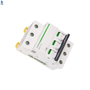 Disjoncteur miniature Acti9 Type B A9f17301, 3 pôles, capacité de coupure 6 kA, 1 A, 400 V AC, série Ic65n - Product Image 1