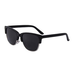 Gafas de Sol Polarizadas Clásicas Semimontura para Hombre, Protección UV400, Montura Negra, Lentes TAC, Moda para Actividades al Aire Libre - Product Image 3