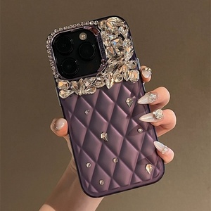 เคสโทรศัพท์ iPhone 16 Pro Max ลายเพชรหรูหรา ดีไซน์สวยงาม เหมาะสำหรับ iPhone 15 รุ่นแฟชั่น 14 - Product Image 2