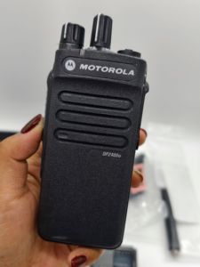 Walkie Talkie Motorola XPR 3300e DEP 550e DMR Digital IP67 Envio DDP Impuestos Incluidos Programacion Gratis Radio Profesional - Product Image 2