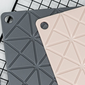 Châu Âu Phong Cách Nhiệt Độ Cao Bảng Mat Hiện Đại Rùa Hoa Văn Cách Nhiệt Cấp Thực Phẩm Silicone Coaster Dày Nồi Mat - Product Image 5