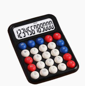 Calculatrice colorée de style jeu avec clavier souple, affichage 12 chiffres, alimentation par piles, corps en plastique - Product Image 1
