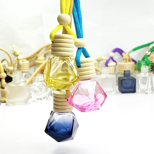 8ml tam giác màu đen chai thủy tinh màu vàng xe treo khuếch tán sậy cho tinh dầu rỗng chai nước hoa xe hơi - Product Image 2