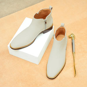 Bottes Balmoral en cuir pour homme, texture poncée à la main, style Amish, en coton, pour le travail, couleur unie, spécialité Mates, imperméables et antidérapantes - Product Image 4