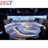 Grande table de diffusion blanche personnalisée d'équipement de diffusion Radio TV Triangle pierre artificielle bureau de nouvelles TV