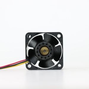 Ventilateur axial de refroidissement pour serveur et équipement de télécommunications SANYO DENKI San Ace 109P0424J3013P 40*40*15mm 24V DC 1.92W 0.08A 6.4CFM 7700rpm - Product Image 4