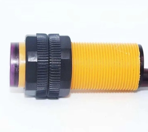 Módulo de Sensor Fotoeléctrico E18-D80NK, Interruptor Fotoeléctrico Infrarrojo de Reflexión Difusa, Módulo de Sensor de Evitación de Obstáculos - Product Image 1