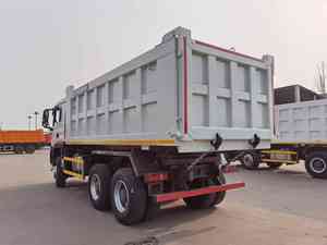 Nuevo Camión Volquete Sinotruck HOWO TX 6X4 de 10 Ruedas, 440 Caballos de Fuerza - Product Image 4