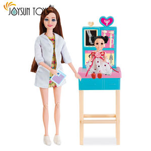 Poupée habillée d'<span class=keywords><strong>un</strong></span> blouson blanc avec stéthoscope, table d'examen et accessoires, poupée <span class=keywords><strong>médecin</strong></span> - Product Image 2