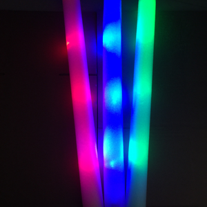 <span class=keywords><strong>2025</strong></span> Hot Bán <span class=keywords><strong>Led</strong></span> Glow Foam <span class=keywords><strong>Stick</strong></span> ánh sáng lên nhấp nháy cho cổ vũ bên đám cưới và buổi hòa nhạc có thể tùy chỉnh <span class=keywords><strong>Led</strong></span> bọt Glow Sticks - Product Image 5