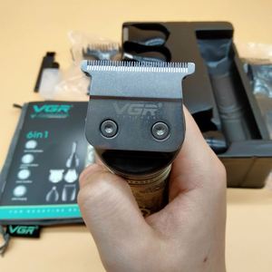 Vgr V-106 Rechargeable <strong>6</strong> in <strong>1</strong> Mens Grooming Kit Hair Trimmer Clipper Set Electric Shavers for Men - Product Image 2