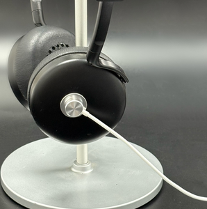 Soporte vertical de exhibición para auriculares de aluminio, expositor para tiendas de electrónica, soporte de mostrador para auriculares de juego supraaurales. - Product Image 4