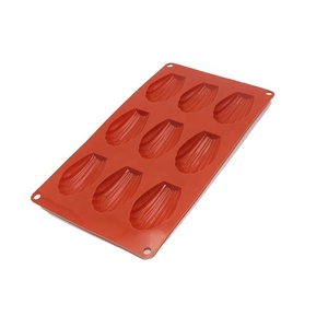 High Quality <b>Silicone</b> Shell Shaped Reusable Kitchen Cake <b>Baking</b> Mold - Product Image 5