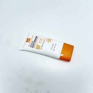 Fournisseur en gros d'emballages cosmétiques, tube de crème solaire en PE de 50 ml, style ovale et large avec bouchon à vis, impression offset brillante, estampage à chaud - Product Image 2