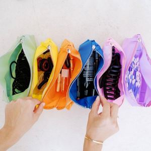 กระเป๋าเครื่องสำอางไนลอนสำหรับผู้หญิง แบบกำหนดเอง 6-in-1 กระเป๋าคลัทช์แบบพับได้ กันน้ำ กระเป๋าใส่เครื่องสำอางแบบมีซิปสำหรับเดินทาง กระเป๋าใส่แปรงแต่งหน้า - Product Image 4