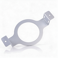 Support en tôle sur mesure en alliage d'aluminium, support de montage estampé, fabrication avec revêtement en poudre pour fixation d'équipement