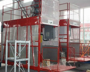 Elevador Personal de <span class=keywords><strong>Segunda</strong></span> <span class=keywords><strong>Mano</strong></span> SC 200/200, Elevador de Materiales para Construcción, Elevador de Pasajeros Usado para Elevación en Construcción - Product Image 3