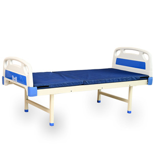 Lit médical manuel Wan Renkangyun 45112 avec matelas plat de 4 cm pour usage hospitalier et à domicile - Product Image 2