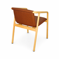 Chaise de salle à manger en cuir moderne de luxe, cadre en métal à grain de bois, mobilier de restaurant haut de gamme pour usage hôtelier, confortable et durable