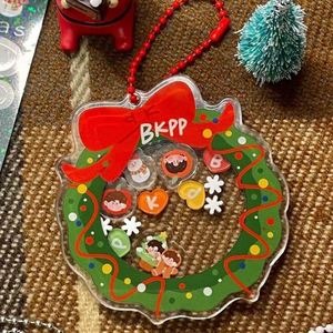 Llavero Transparente Personalizado al por Mayor con Líquido Agitable en su Interior - Product Image 6