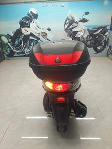 Scooter à essence Longjia de grande taille avec moteur monocylindre à frein à disque avant fabriqué dans le Jiangsu en Chine - Product Image 2