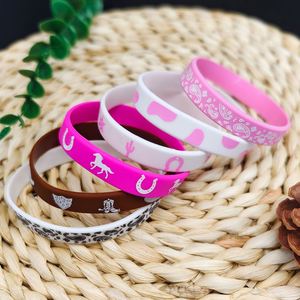 Bracelets extensibles en silicone à thème de fête, bracelets en caoutchouc colorés pour anniversaires et événements promotionnels sur le thème western - Product Image 3