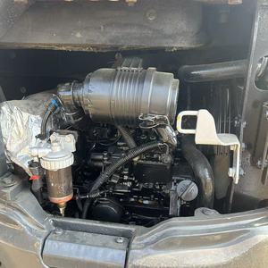 Miniexcavadora Komatsu PC20 Usada de Japón, Pintura Original, Excavadora Compacta en Venta - Product Image 5