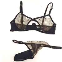Set Pakaian Dalam Wanita Plus Size Seksi, Model Lace Amerika, Tipis dan Ringan, untuk Dada Besar Terlihat Kecil, dengan Tali Silang dan Potongan Cutout