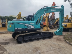 Utilisé Japon d'origine Kobelco sk210LC-8 pelle sk75SR sk250-8 sk260-8 21ton hydraulique pelle sur chenilles à vendre - Product Image 5