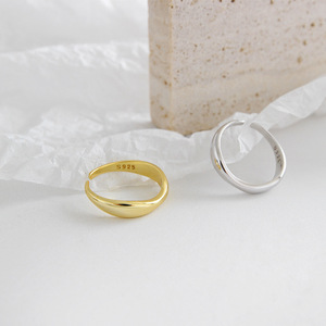 Anello placcato oro ondulato irregolare minimo sotto i 3 grammi di anelli in <span class=keywords><strong>argento</strong></span> Sterling <span class=keywords><strong>925</strong></span> per le donne - Product Image 2